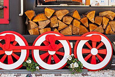 《黎明杀机》新章节“雾铸重生”上线 国区定价28元